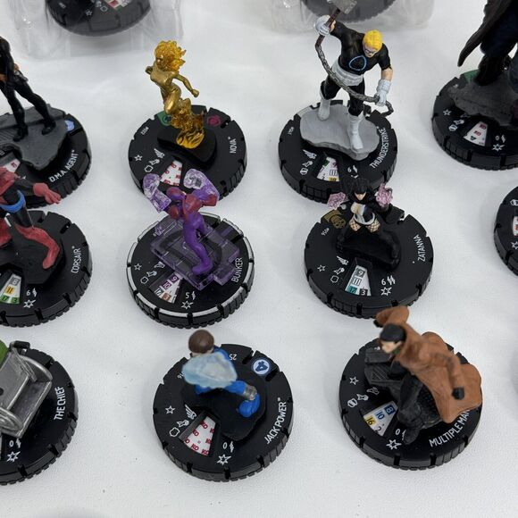 Heroclix Marvel/DC Lot Figures 17 Cards 10, 1 Token Wolverine The Chief Polaris - Picture 7 of 11